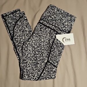 Zyia Active Mosaic 'Soft N Snug' Pocket Leggins